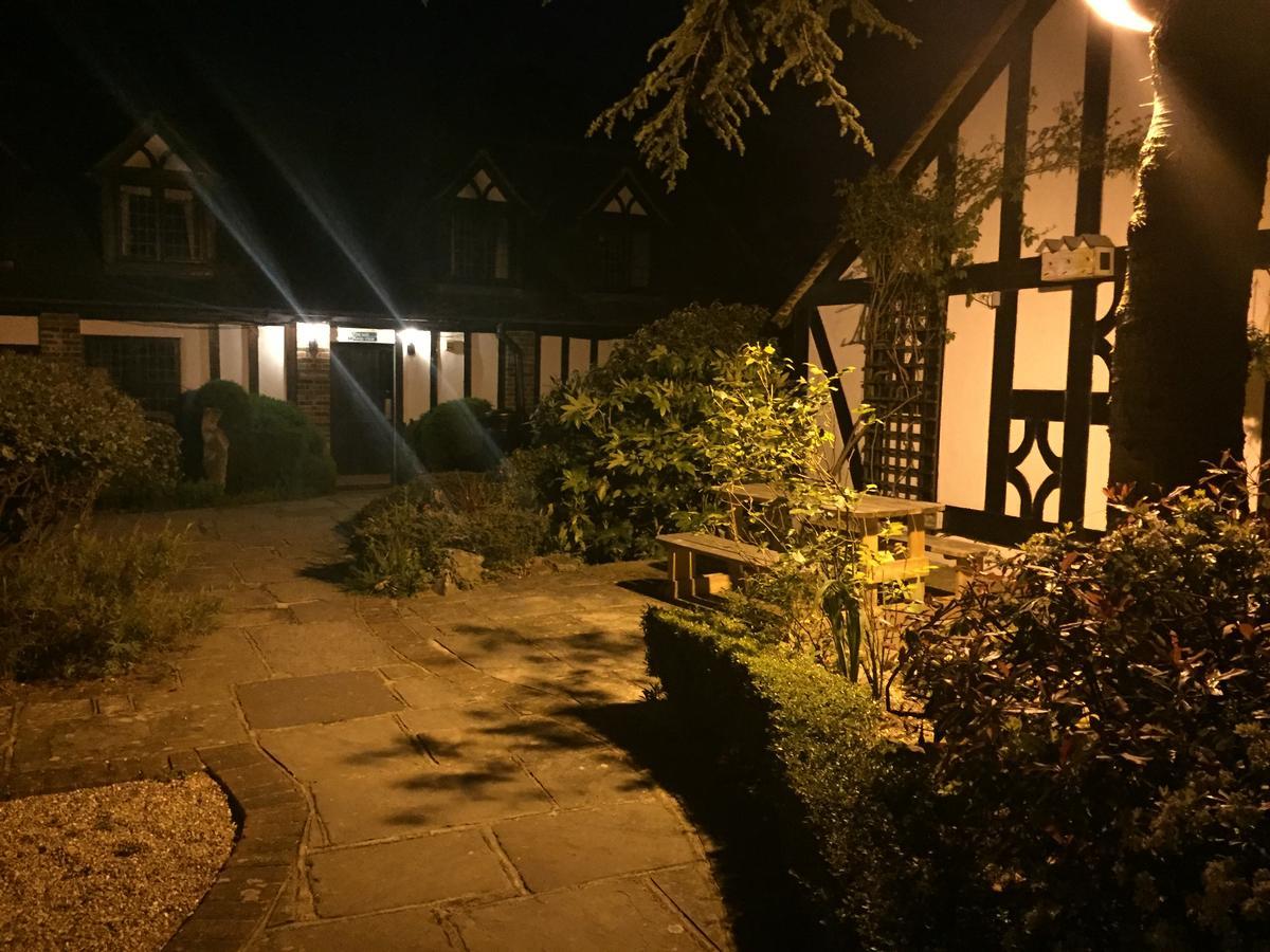 Hever Hotel Edenbridge Exterior foto